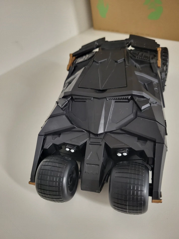modellino auto in plastica Batman Tumbler - Immagine 1 di 4