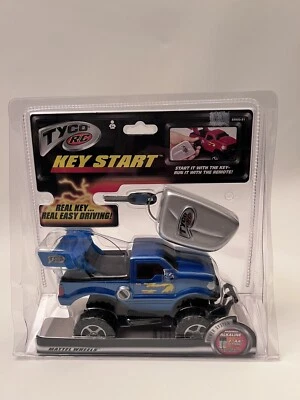 New 1999 Mattel - Tyco 27MHz R/C Radio Control KEY START Blue Truck - Image 1 of 3
