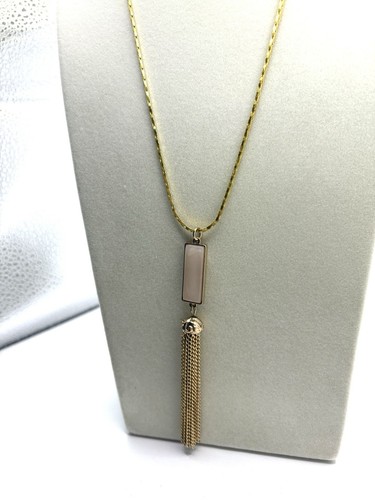 VETEMENTS Collana con ciondolo in quarzo e nappa tono oro e rosa usata in ottime condizioni