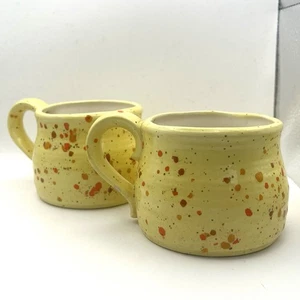 Handcrafted Pottery Yellow Glazed Orange Speckle Glazed Coffee Mug Artist Signed - Picture 1 of 6