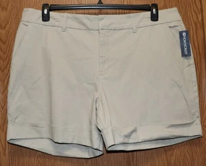Womens Khaki NorthCrest Flat Front Khaki Shorts Size 24W NWT NEW - Picture 1 of 2
