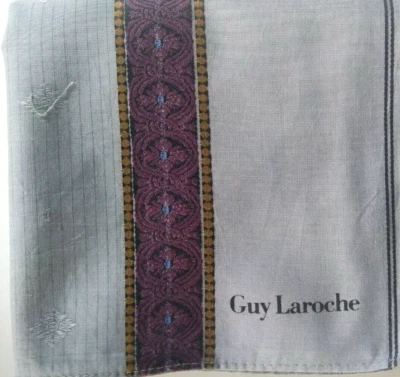 USED HANDKERCHIEF VINTAGE BANDANA CLASSIC PATTERN COTTON 19" POCKET SQUARE HANKY - Image 1 of 3