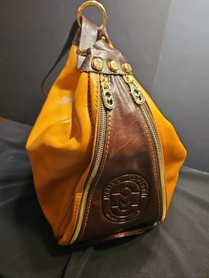Nuevo Bolso Mochila MARINO ORLANDI ITALY Hombro Charol Cuero Repujado Foto 1 de 4