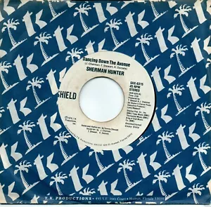 SHERMAN HUNTER - DANCING DOWN THE AVENUE / same flip side (PROMO) (M-) - Imagen 1 de 1