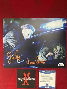 ¡FOTO FIRMADA 8x10 SCOUT TAYLOR-COMPTON! BECKETT ROB ZOMBIE HALLOWEEN - Imagen 1 de 2