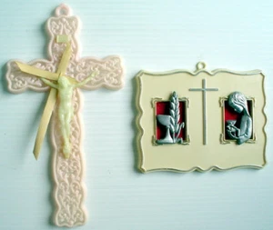 ONE LOT OF TWO VINTAGE RELIGIOUS THINGS **** UN LOT DE DEUX ARTICLES RELIGIEUX - Picture 1 of 8