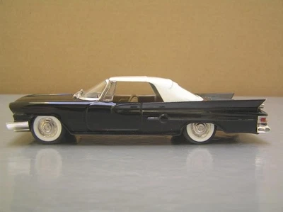 MAE Models 1961 Chrysler 300G Convertible Top Up 1/43 scale NM Condition - Image 1 of 4