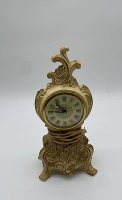 Vintage United Clock Corp. Model 82 Cast Iron Metal Electric Desk Clock - Image 1 of 4