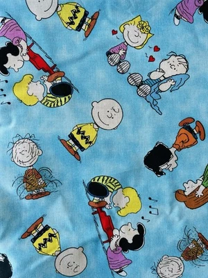 Peanuts Worldwide LLC 2011 acolchado tesoros tela cacahuetes pandilla corazones de amor Foto 1 de 4