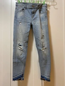 ZARA Women Zipper Low-Rise Asymmetric Hem Distressed Crop Skinny Jeans SZ 6 Blue - Picture 1 of 12