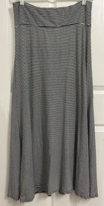 Express Women’s Size S Black White Striped Maxi Skirt - Picture 1 of 3