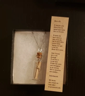 Collar OFMD Mensaje En Una Botella Vidrio Carta de Amor Desplazamiento Nuestra Bandera Significa Muerte Foto 1 de 4