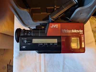 JVC Video Movie Camera GR-25U Auto Focus Extra Accessories and batteries Vintage - Image 1 of 4