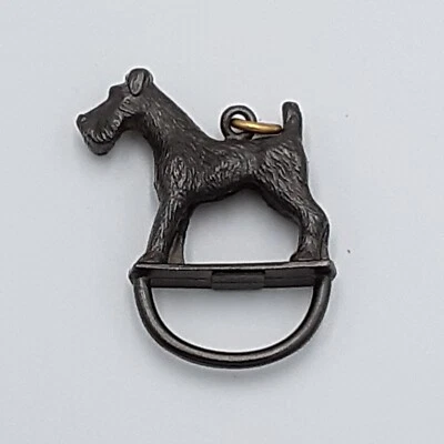 Soporte de dijes Airedale de latón envejecido John Wind Foto 1 de 2