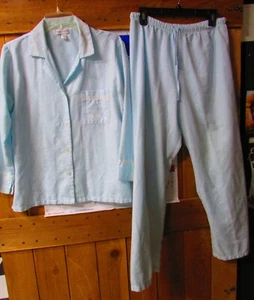 Miss Elaine Damen Pyjama Set Gr. M. Hellblau mit Blumenmuster - Bild 1 von 4