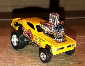 Muscle Machines Tooned Wild Willie Borsch Dodge Charger Funny Car Zingers - Imagen 1 de 5