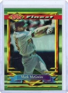 MARK McGWIRE 1994 TOPPS FINEST BASEBALL #78 "REFRACTOR" CARD - Picture 1 of 2