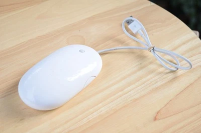 Apple Mighty Mouse - Model: A1152 - USB Wired Optical Mouse -Tested/Works - Image 1 of 3