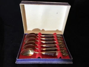 VINTAGE-6 SIAME BRONZE SPOONS WITH WOOD - Picture 1 of 5