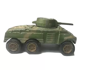 Vintage Tootsietoy M-8 Armored Car Tank Metal Camouflage Toy - Picture 1 of 7