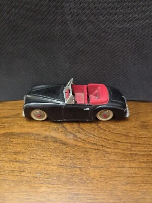 Dinky Toys  Simca 8 Sport Cabriolet Made In France  - Image 1 of 4