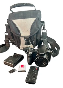 Sony Cyber-shot DSC-HX1 Digital Camera - 9.1MP 20x Optical Zoom Bundle - Picture 1 of 5