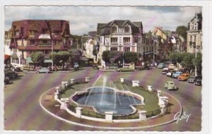 Cpsm 14800 Postal-Deauville Playa con Flores Plaza Morny Coches EDT Gaby - Picture 1 of 2