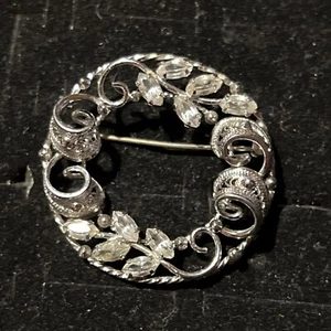 Am Lee Vintage 1960s Signed Brooch Pin Circle Blue Crystals Sterling Filigree - Picture 1 of 8