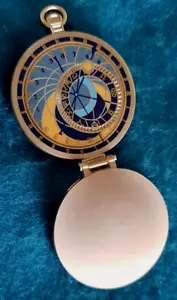 PRAGUE BOHEMIAN PINSODY ASTRONOMICAL POCKET WATCH 2020 EVENT Hard Rock Cafe PIN - Imagen 1 de 2