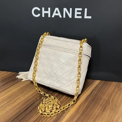Bolsa Chanel Franja Matelasse Marca Coco Corrente de Ouro Branco Usada Excelente Do Japão - Imagem 1 de 4