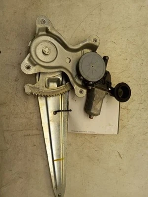 06-14 CONJUNTO REGULADOR VENTANA PUERTA TRASERA LADO CONDUCTOR TOYOTA RAV4  Foto 1 de 4