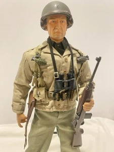 WW2 American Tec Sergeant 1:6 Soldier Dragon Models Figure M1 Carbine Rifle - Picture 1 of 7