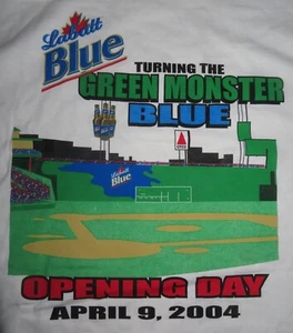 Labatt Blue TURNING The GREEN MONSTER BLUE 2004 Opening Day (XL) T-Shirt RED SOX - Picture 1 of 4