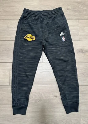 Lakers Kobe Bryant size Medium pants warm up Kobe‘s last year Practice - Image 1 of 4