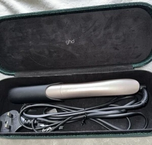 GHD Platinum Plus Professional Smart Styler mit Smaragd Kosmetikkoffer - Bild 1 von 5