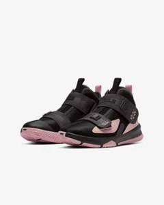 LeBron Soldier XIII (GS) AR7585 005 Black/Black-Bleached Coral New Kids Sz 7Y - Picture 1 of 8