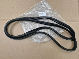 Kia Sportage Mk4 2015-2022 Genuine Right Hand Front Weatherstrip 82120F1000 OEM - Picture 1 of 5