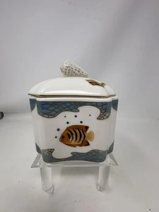 Lynn Chase “St. Tropez” Lidded Square Box Excellent Condition!! - Picture 1 of 8