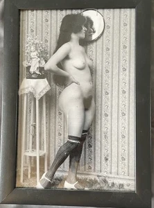 Vintage Antique Naked Hairy Woman Photo Print Excellent Condition And Framed! - Picture 1 of 5