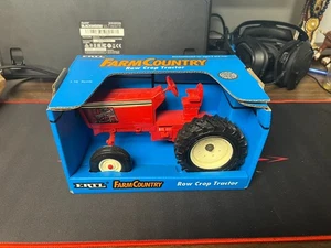 ERTL Farm Country Row Crop Tractor 1/16 Scale Diecast #415 New In Box A22 - Picture 1 of 4