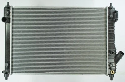 Radiador APDI para Aveo, Aveo5, G3, G3 Wave 8013097 Foto 1 de 4