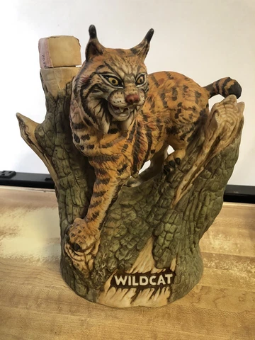 1978 KENTUCKY WILDCATS OLD BARDSTOWN #1 BASKETBALL FOOTBALL MASCOT DECANTER UK Cover