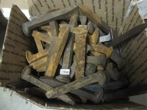 78x Eisenbahn Spikes Nägel verschiedene LOT 50 25 3 - Bild 1 von 8