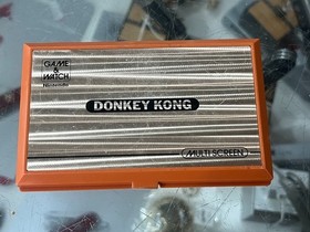 VINTAGE NINTENDO GAME & WATCH  MULTI SCREEN DONKEY KONG / DK-52