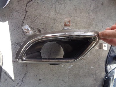 2013 - 2018 Hyundai Santa Fe OEM Driver Left Exhaust Muffler Tip Used - Image 1 of 3