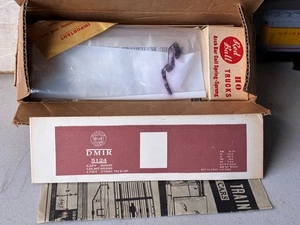 Red Ball #88 HO Scale DMIR Wood & Cardstock Box Car Kit with Trucks - Picture 1 of 2