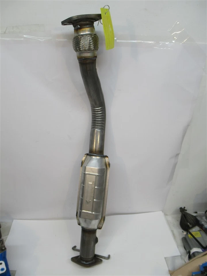 AP 642583, convertidor catalítico y conjunto de tuberías Foto 1 de 1