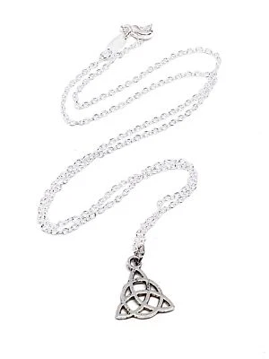 Trinity Knot Triquetra ciondolo placcato argento 45,7 cm catena bigiotteria... - Immagine 1 di 4