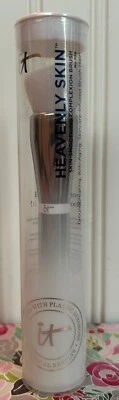IT COSMETICS HEAVENLY SKIN SKIN SMOOTHING COMPLEXION BRUSH #704 FACTORY SEALED - Image 1 of 2