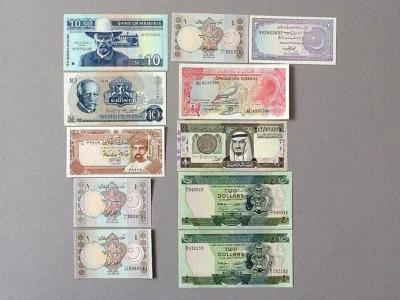 World Banknote 29 Note Lot: See Below for List - Image 1 of 4